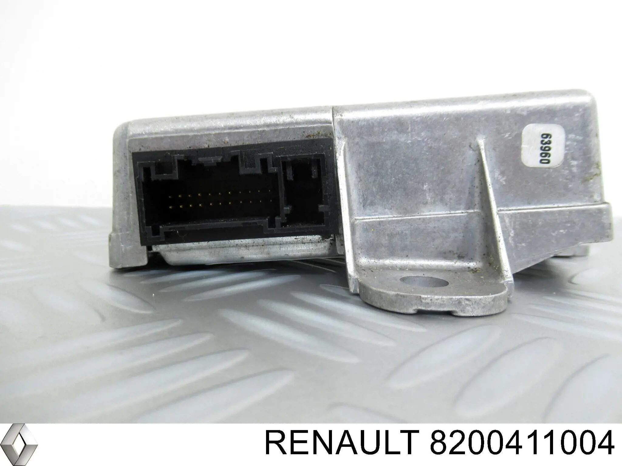 Compre 8200411004 Renault (RVI) 