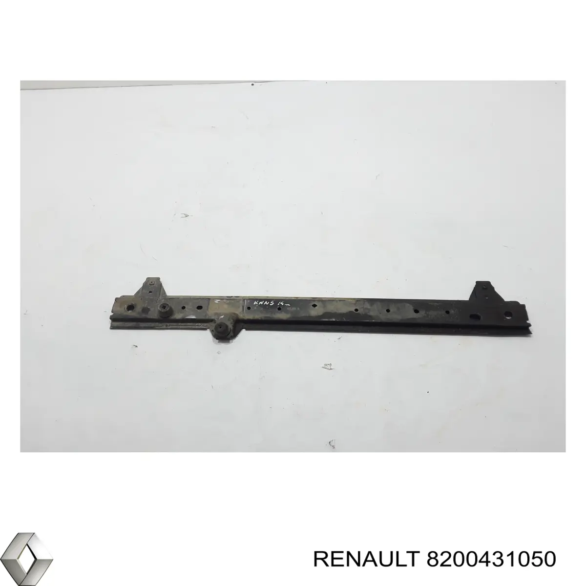 8200431050 Renault (RVI) Viga inferior do radiador