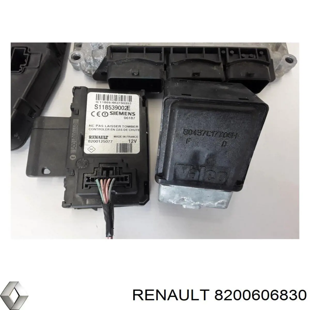 Compre 8200606830 Renault (RVI) Unidade de dispositivos de segurança