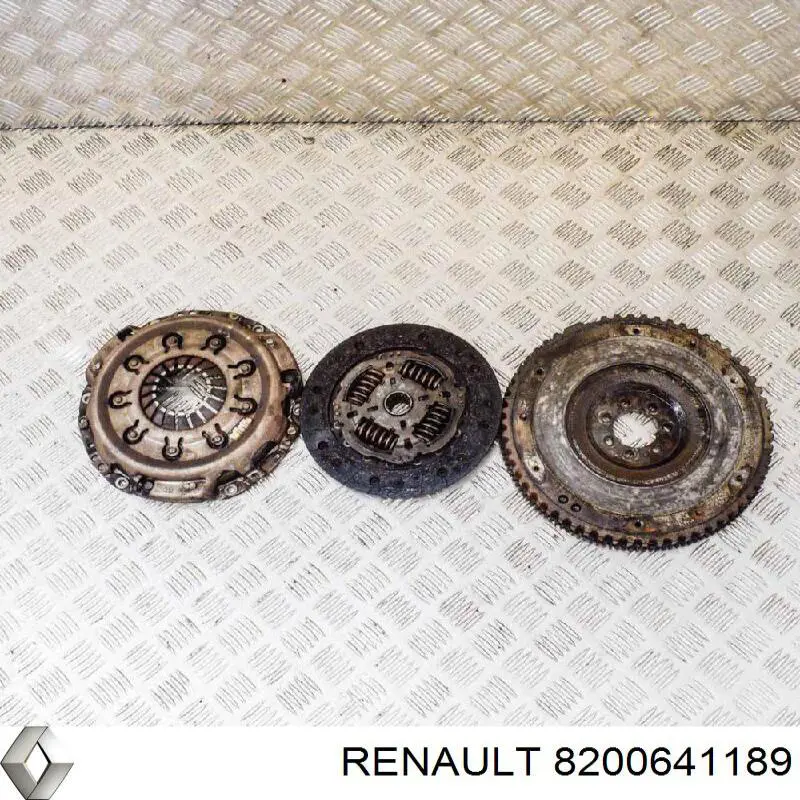 Disco de embraiagem Renault (RVI) 8200601898 preço, a partir de 119,18 USD