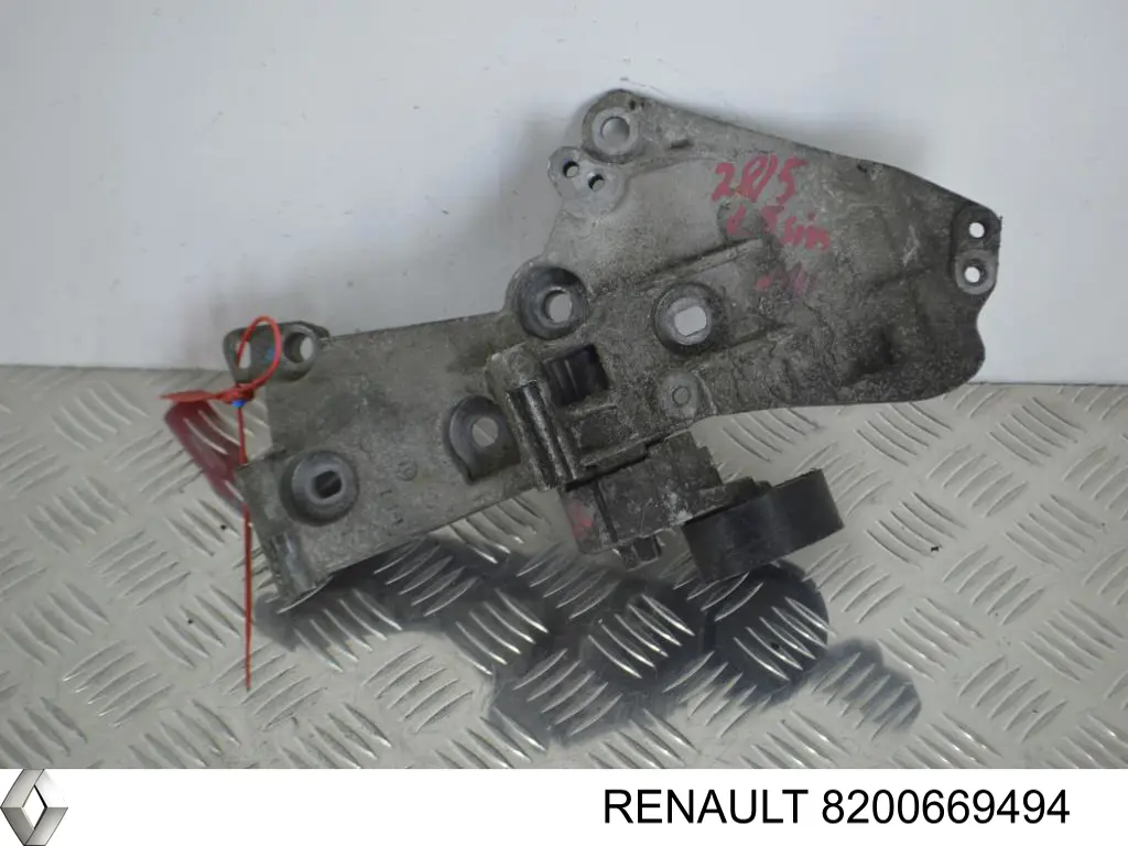 Compre 8200669494 Renault (RVI) Consola do gerador