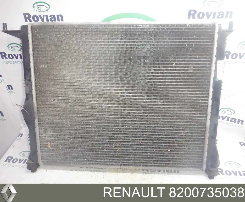 Compre 8200735038 Renault (RVI) Radiador de esfriamento de motor