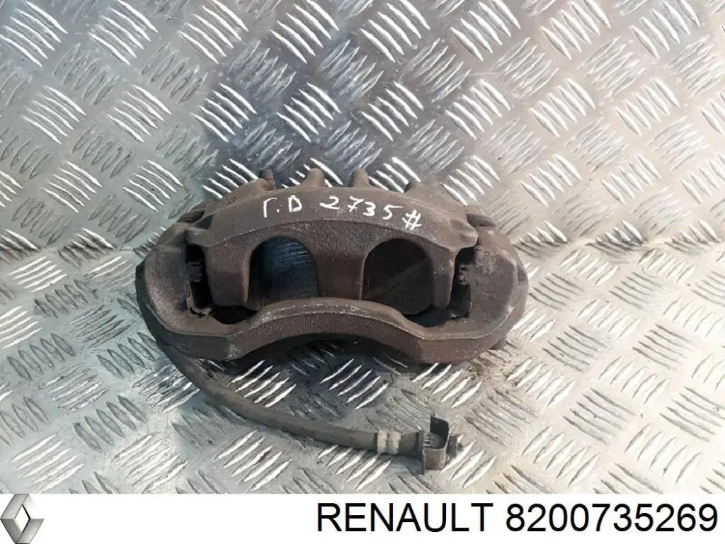 8200735269 Renault (RVI) Suporte do freio dianteiro direito