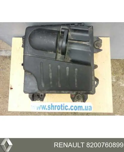 Compre 8200760899 Renault (RVI) Caixa de filtro de ar
