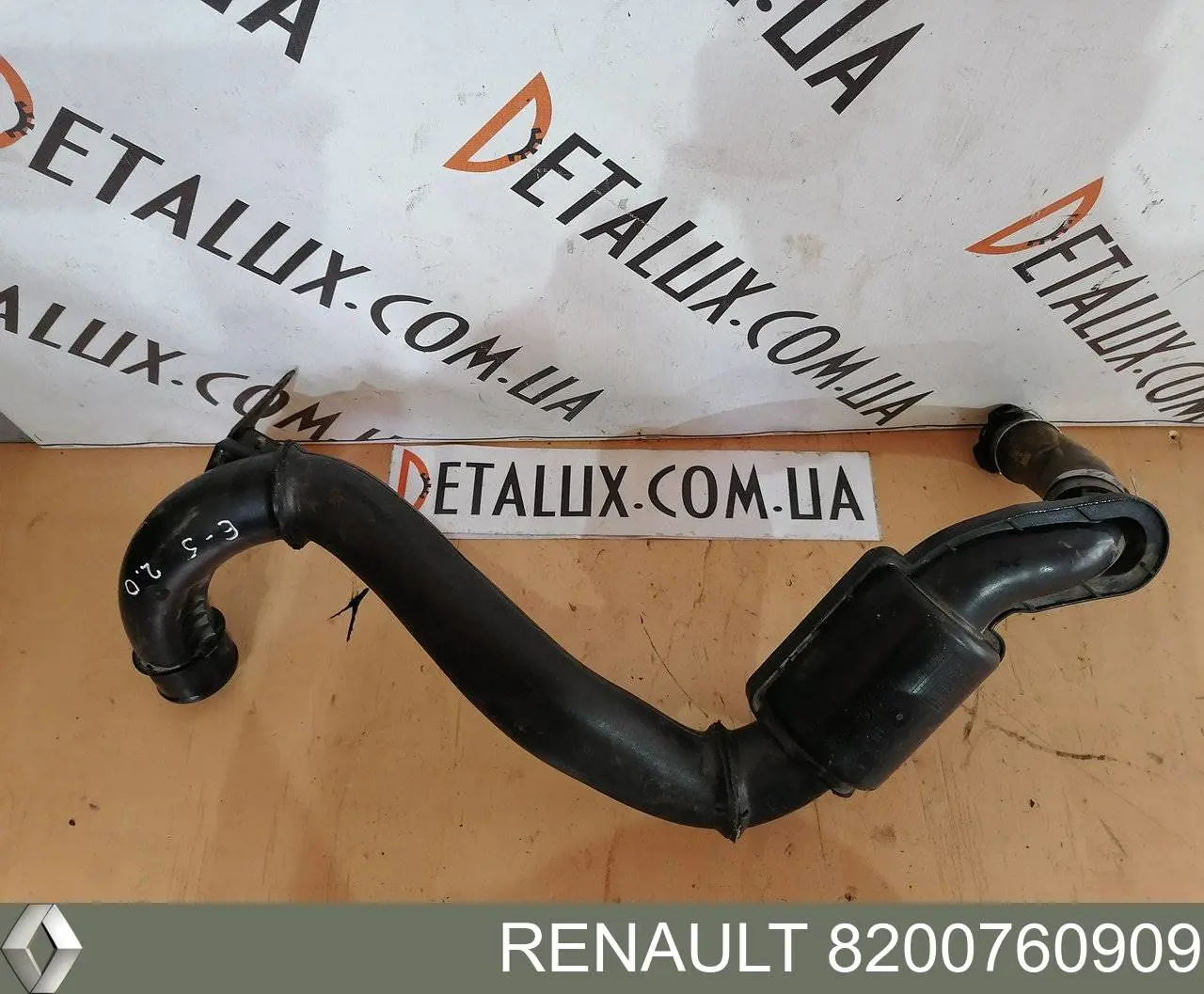 8200760909 Renault (RVI) Mangueira (cano derivado) de intercooler