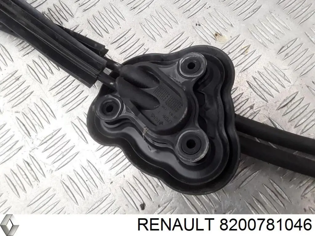 Compre 8200781046 Renault (RVI) Cabo de mudança duplo