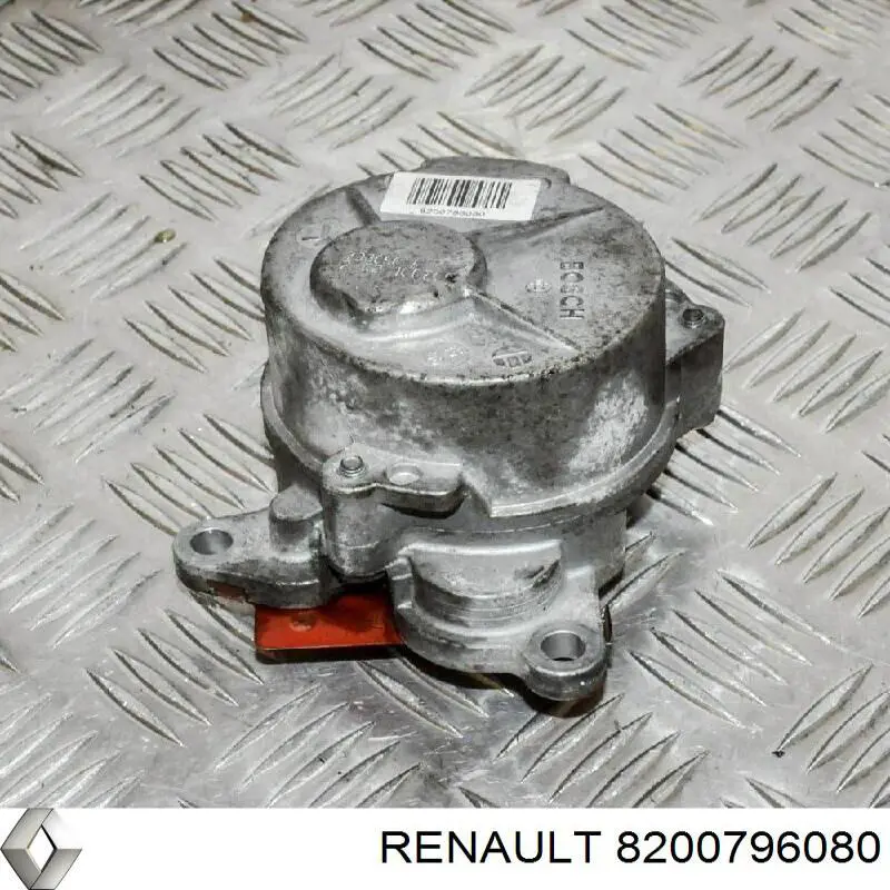Compre 8200796080 Renault (RVI) Bomba a vácuo