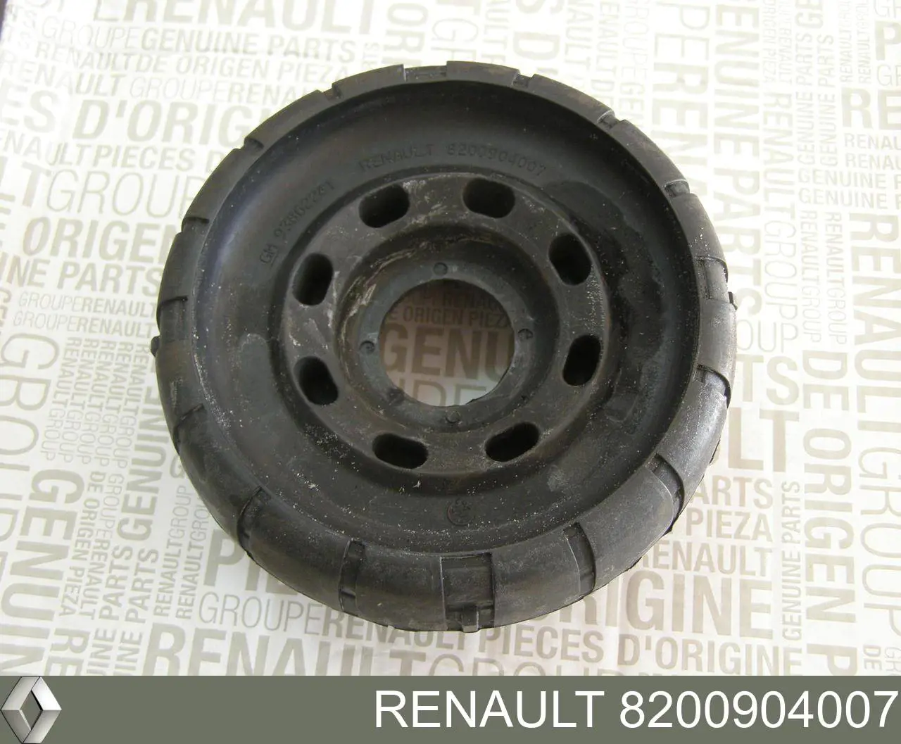8200904007 Renault (RVI) Suporte de amortecedor dianteiro