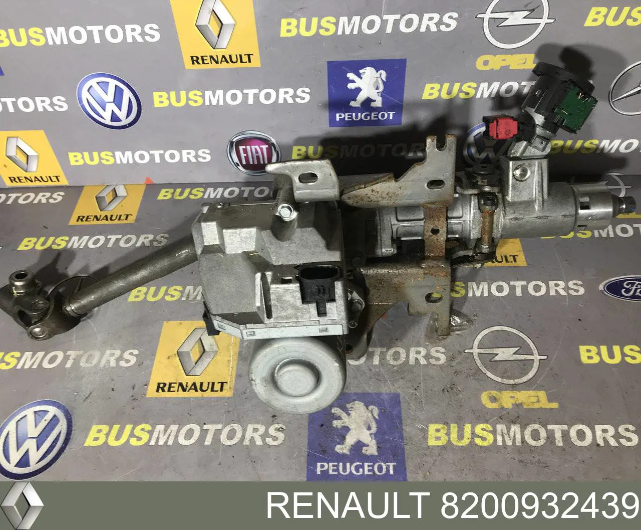 Compre 8200932439 Renault (RVI) Coluna da direção