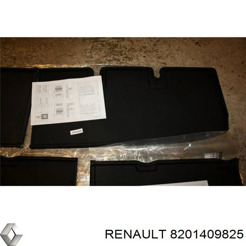 8201409825 Renault (RVI) Tapete de terceira fila dos assentos