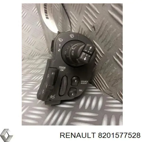 Comutador direito instalado na coluna da direção Renault (RVI) 8201577528 preço, a partir de 224,28 USD