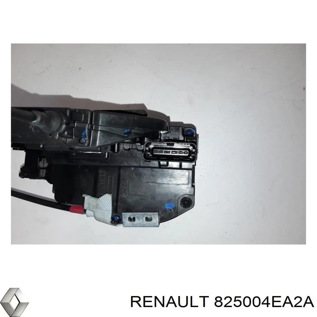 Fecho da porta traseira direita 825004EA2A Renault (RVI)