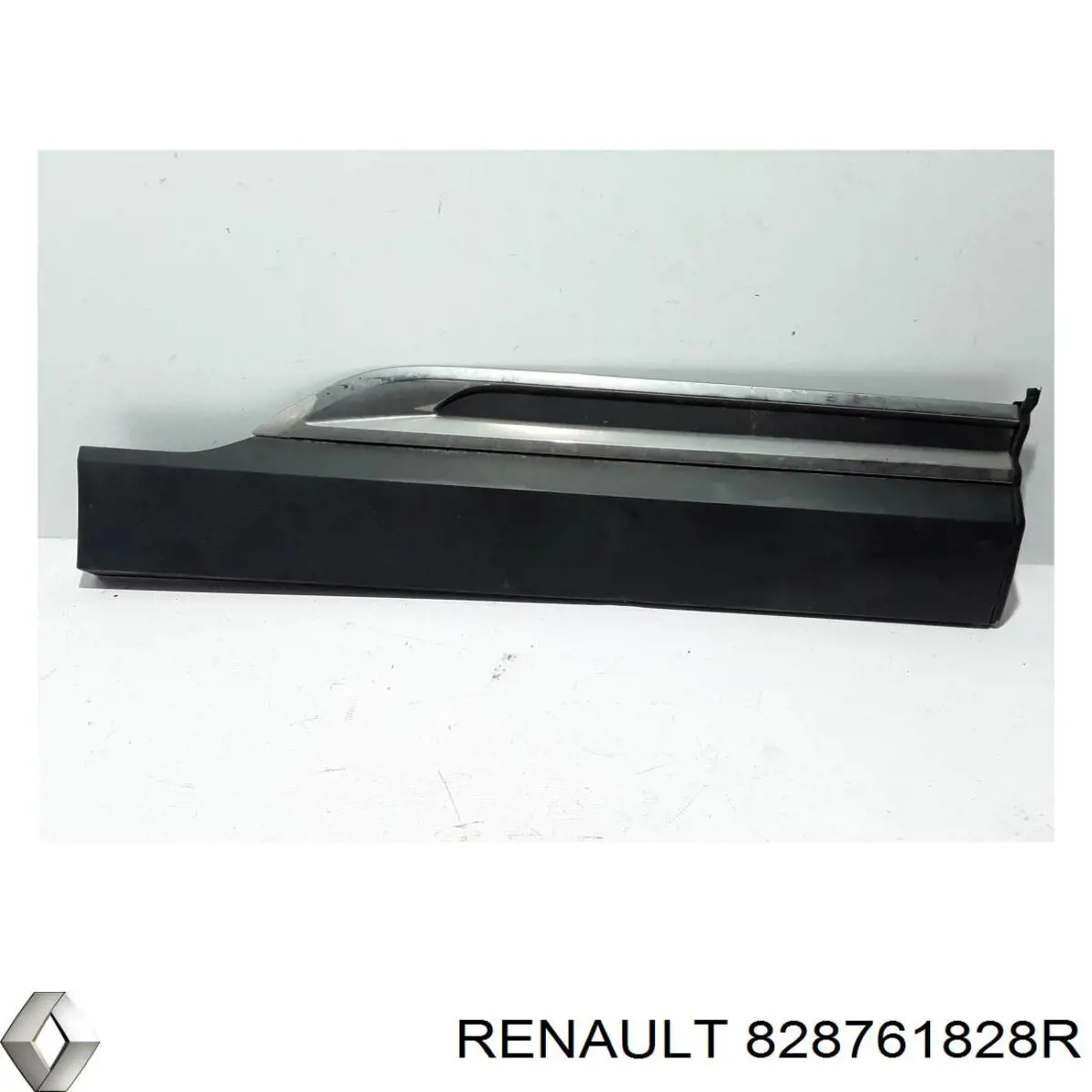828761828R Renault (RVI) Moldura da porta traseira direita inferior