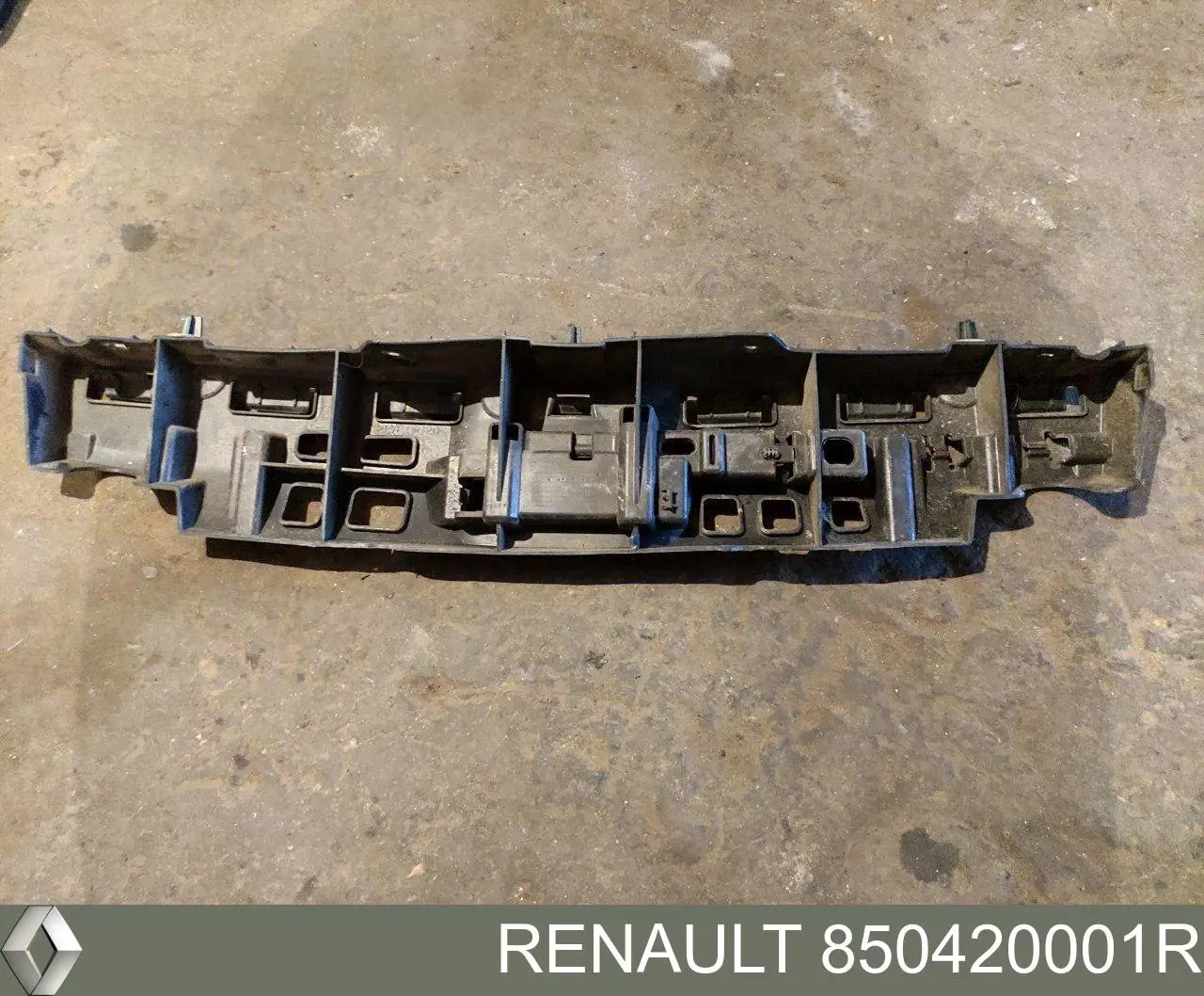 Absorvedor (enchido) do pára-choque traseiro Renault (RVI) 850420001R preço, a partir de 68,10 USD