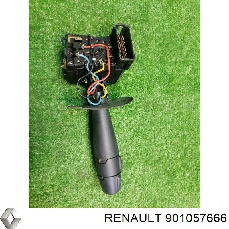 901057666 Renault (RVI) Comutador direito instalado na coluna da direção