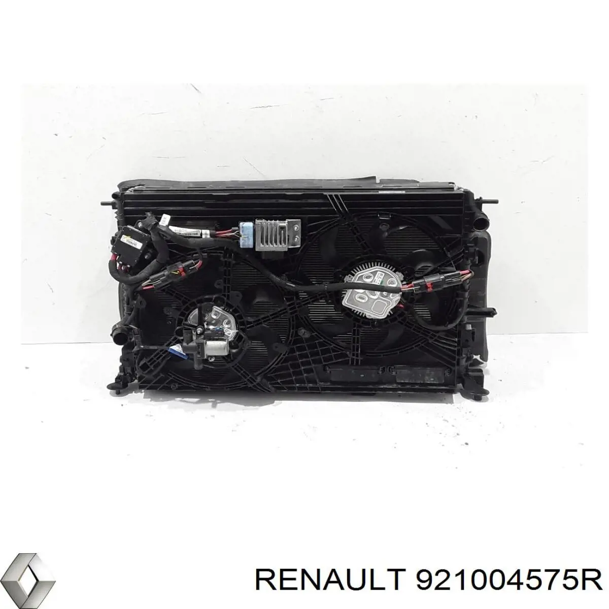 Radiador de aparelho de ar condicionado Renault (RVI) 921004575R preço, a partir de 144,46 USD