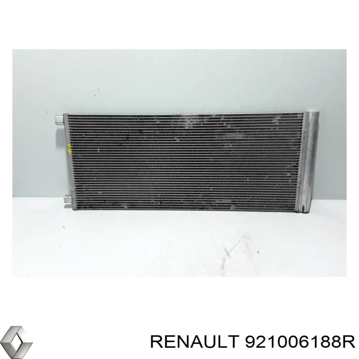 Radiador de aparelho de ar condicionado Renault (RVI) 921006188R preço, a partir de 261,65 USD