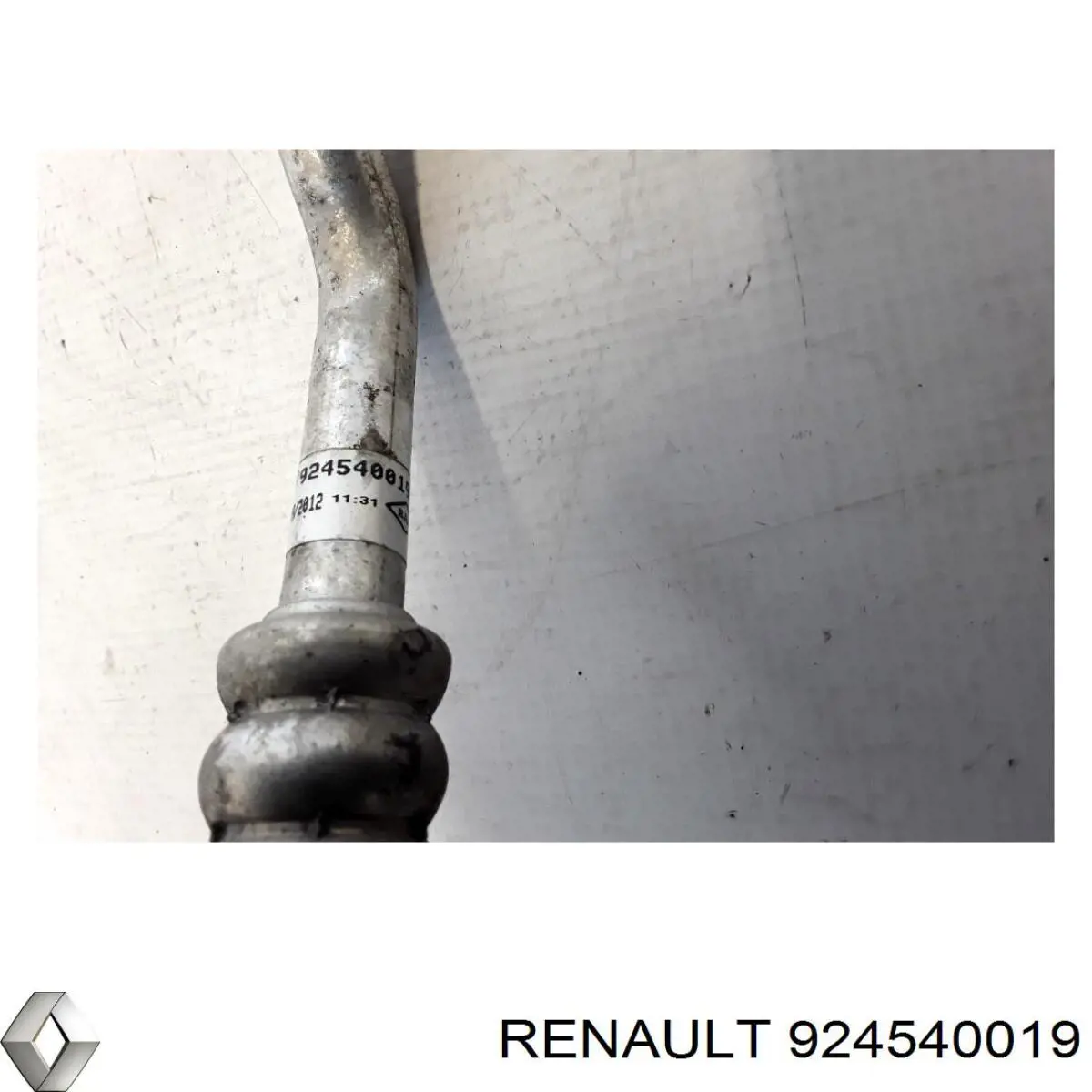 Mangueira de aparelho de ar condicionado, desde o vaporizador traseiro até o compressor 924540019 Renault (RVI)