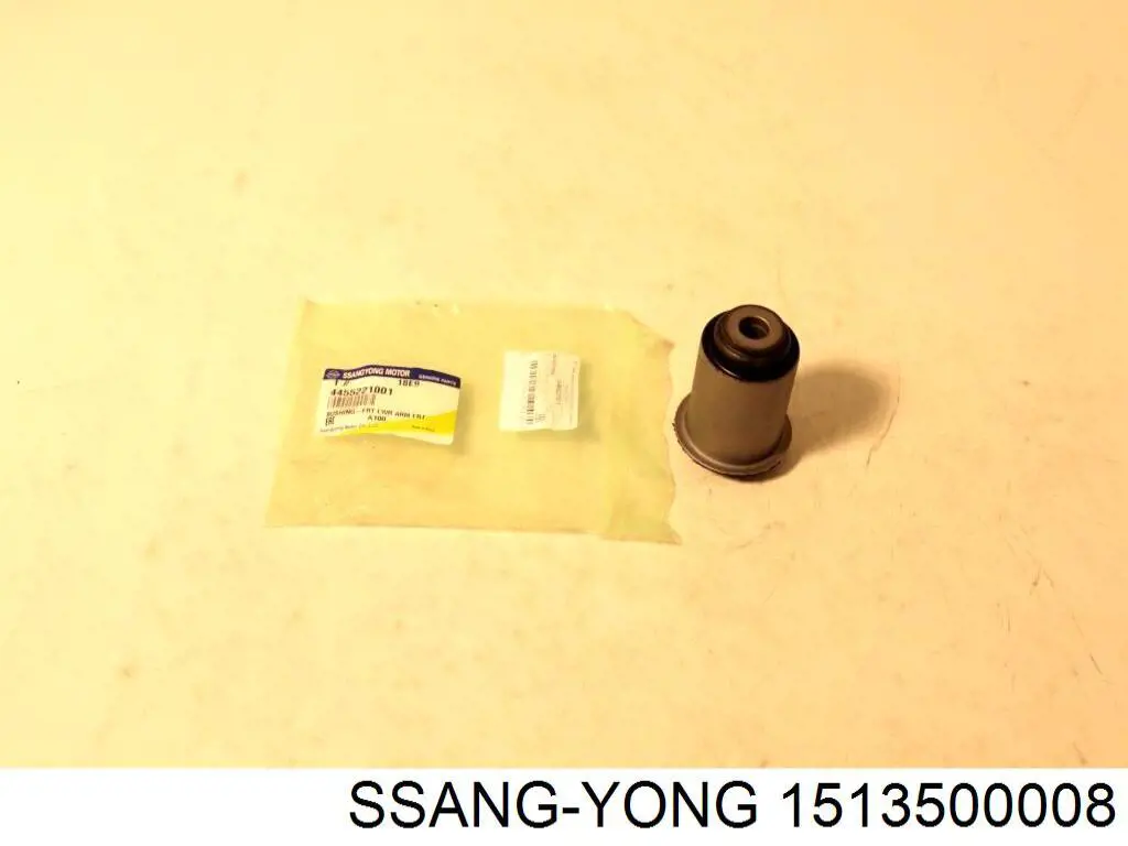 1513500008 Ssang Yong Viga de suspensão traseira (plataforma veicular)