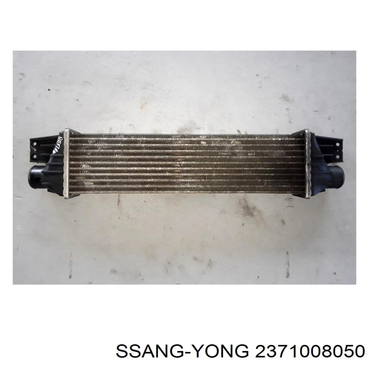 2371008050 Ssang Yong Radiador de intercooler