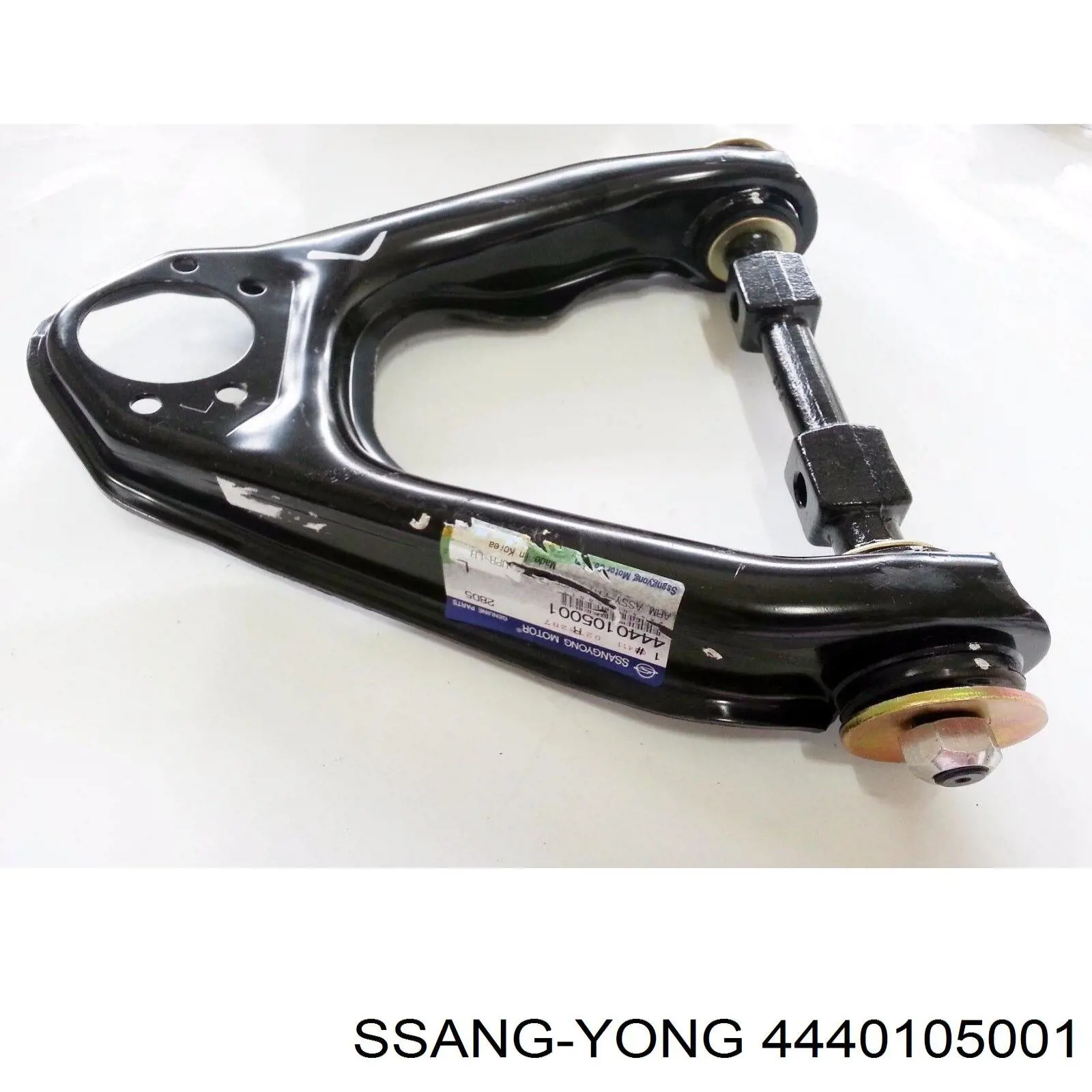 Braço oscilante superior esquerdo de suspensão dianteira Ssang Yong 4440105001 preço, a partir de 88,57 USD