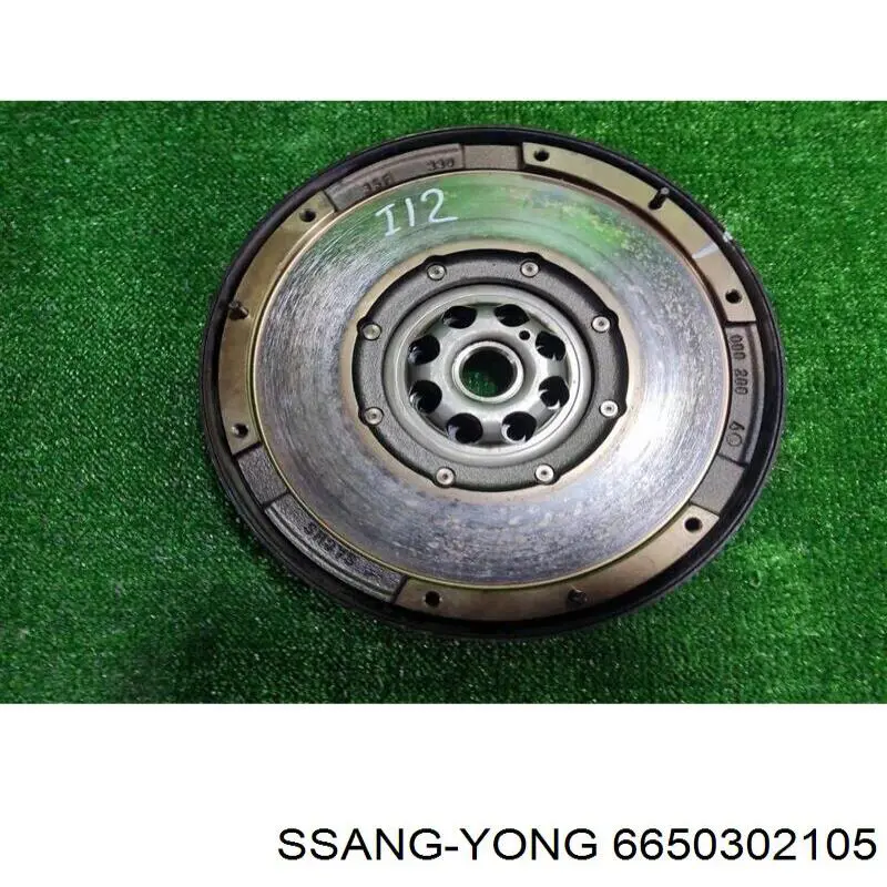 6650302105 Ssang Yong Volante de motor