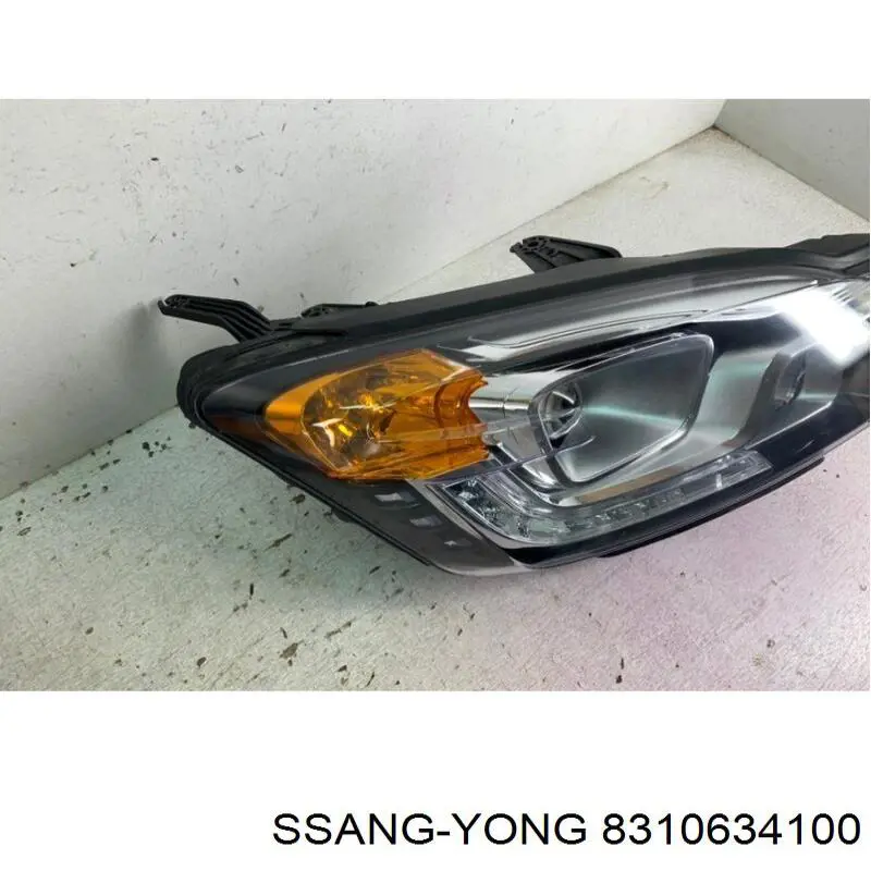 Luz direita Ssang Yong 8310634100 preço, a partir de 667,64 USD