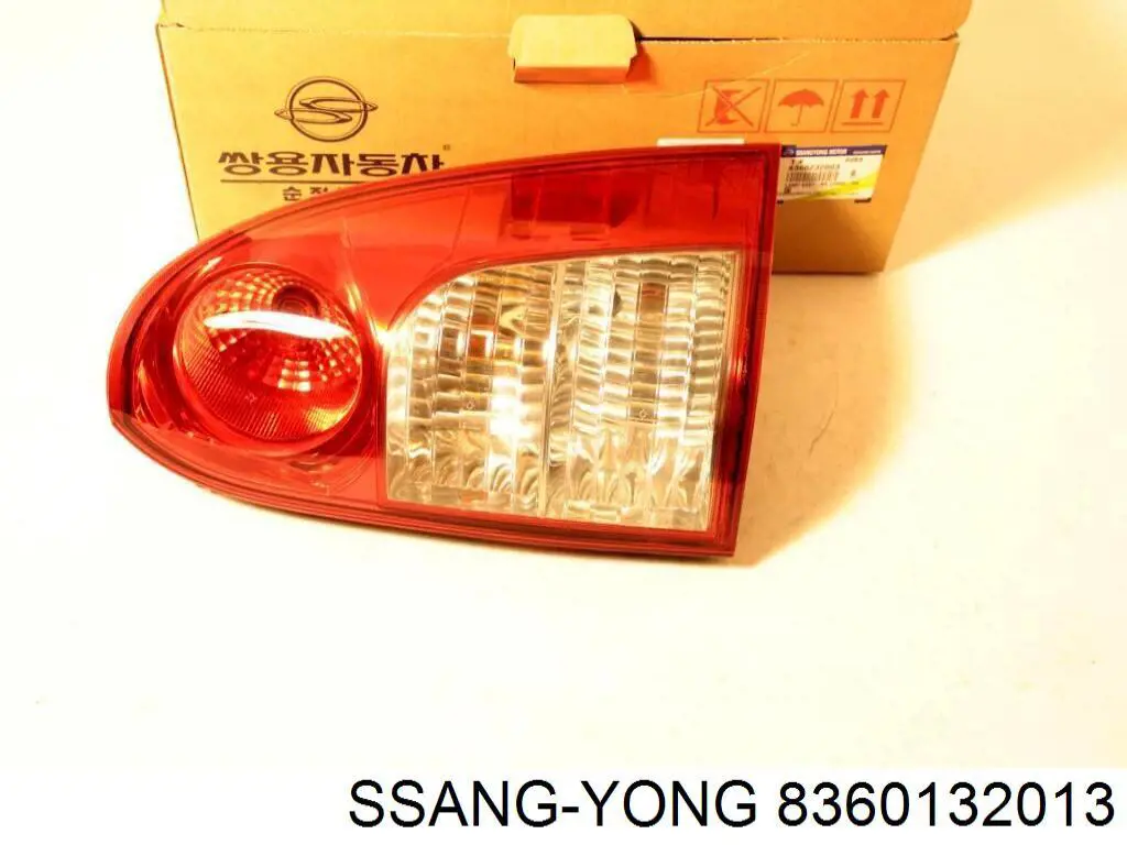Lanterna traseira esquerda Ssang Yong 8360132011 preço, a partir de  USD