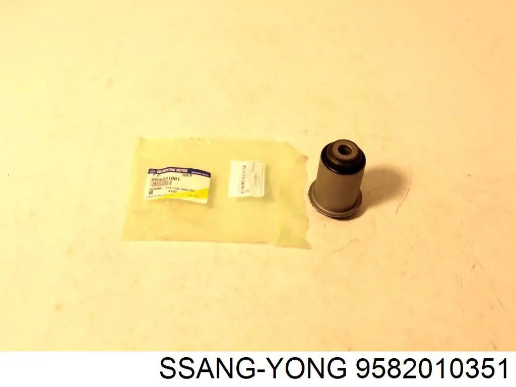958201035D Ssang Yong 