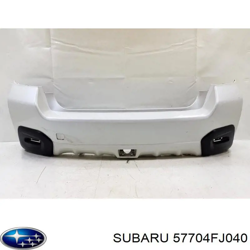 57704FJ040 Subaru Pára-choque traseiro