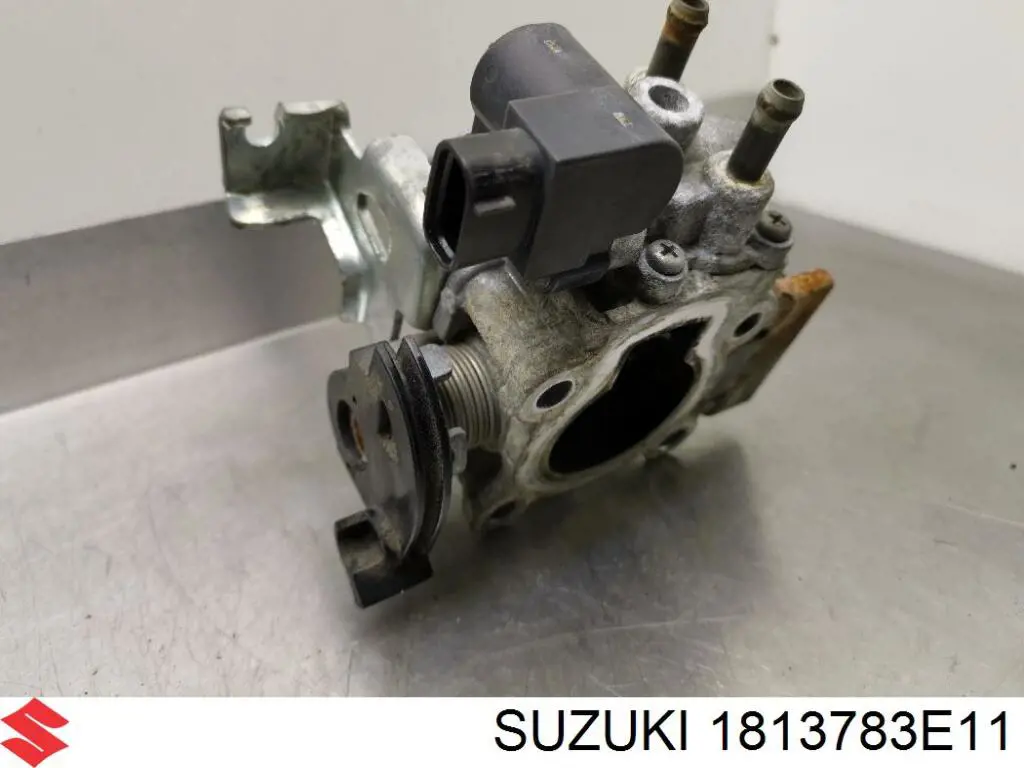  Suzuki 1813783E11 preço, a partir de 260,94 USD