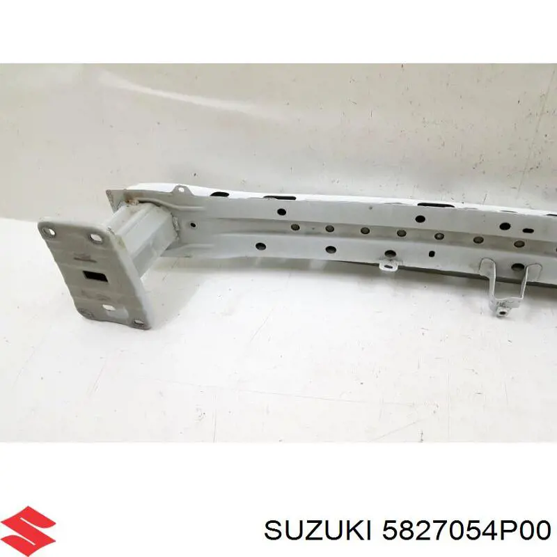 5827054P00000 Suzuki Reforçador do pára-choque dianteiro