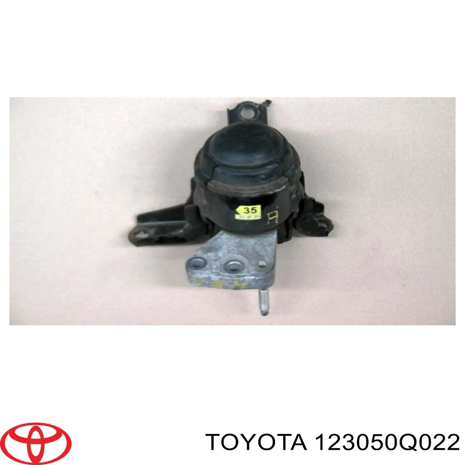 123050Q022 Toyota Coxim (suporte) direito de motor