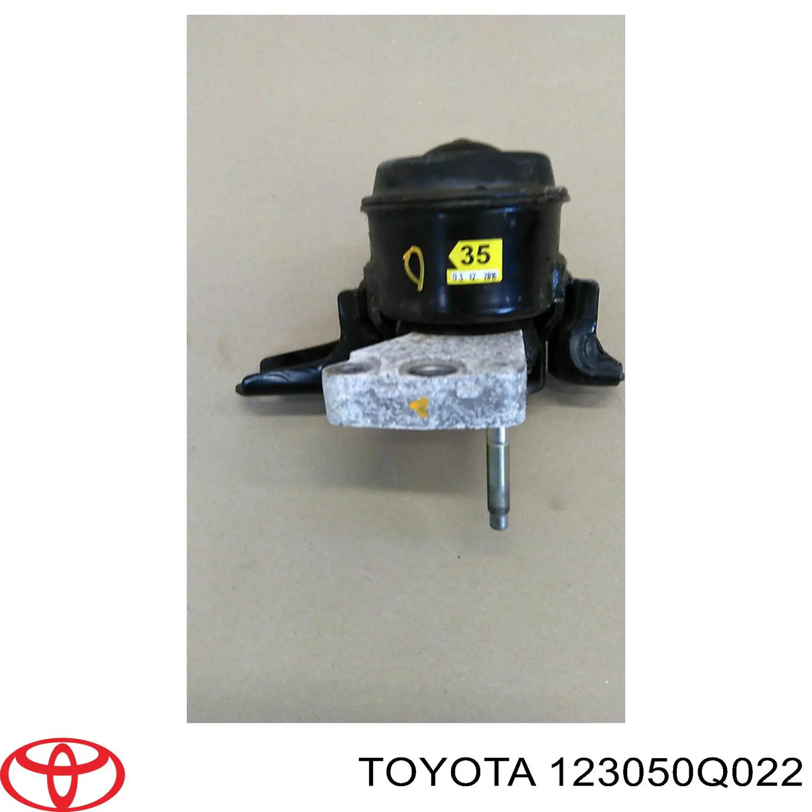 Coxim (suporte) direito de motor Toyota 123050Q022 preço, a partir de 387,60 USD