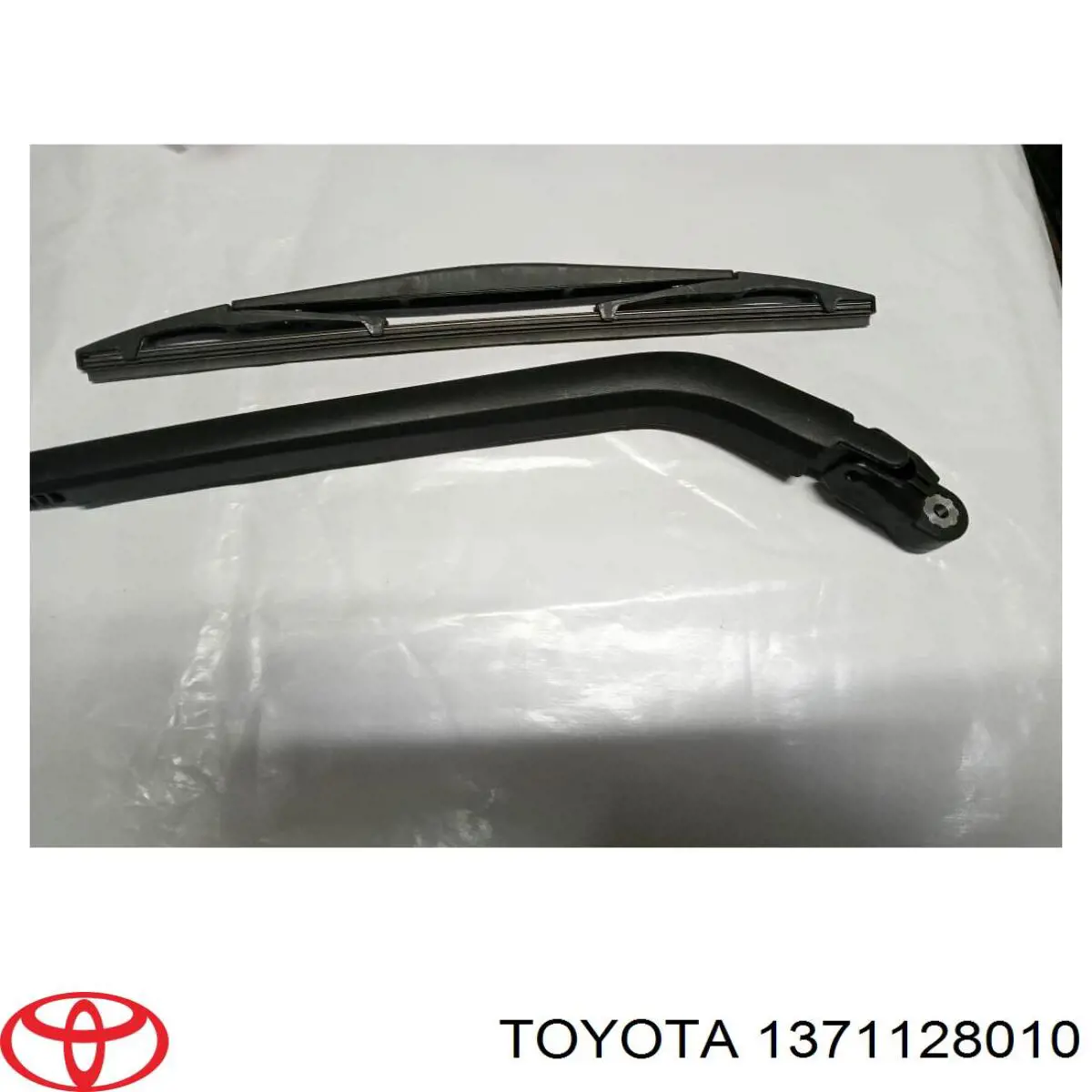 1371128010 Toyota Válvula de admissão