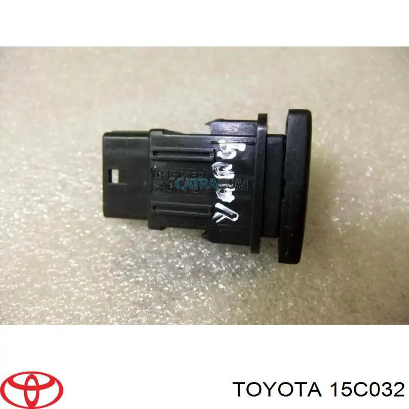 15C032 Toyota 