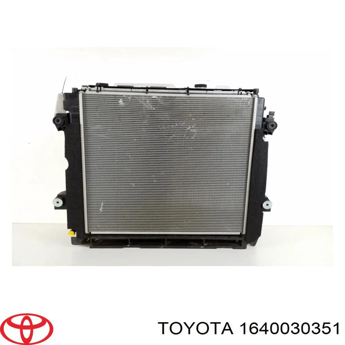 1640030351 Toyota Radiador de esfriamento de motor