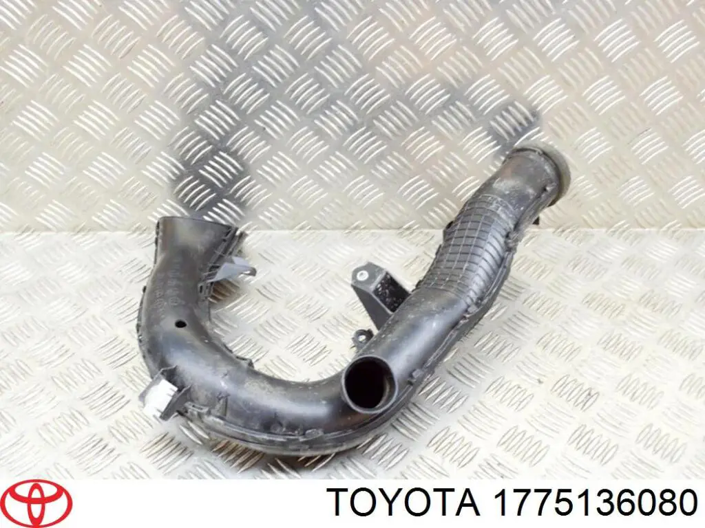 Compre 1775136080 Toyota Cano derivado de ar, entrada de filtro de ar