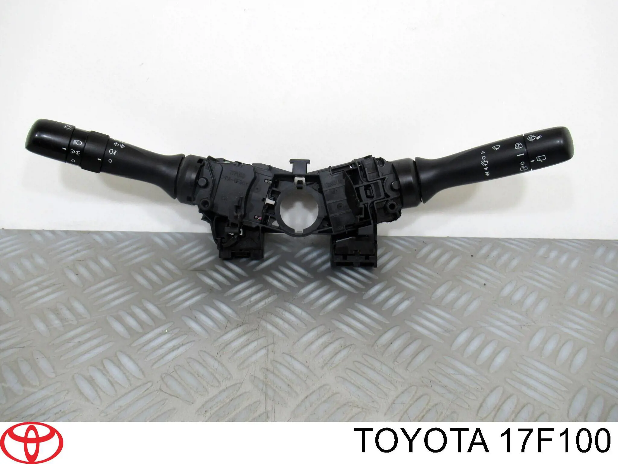 Compre 17F100 Toyota 