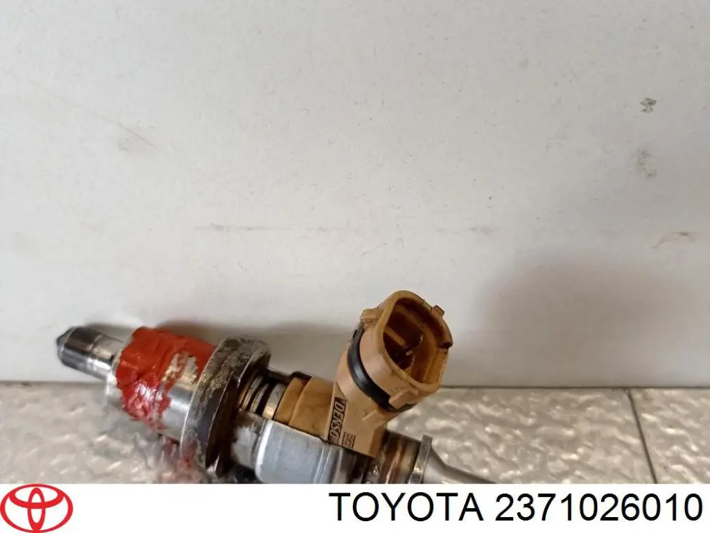 2371026010 Toyota Regulador de pressão de combustível na régua de injectores