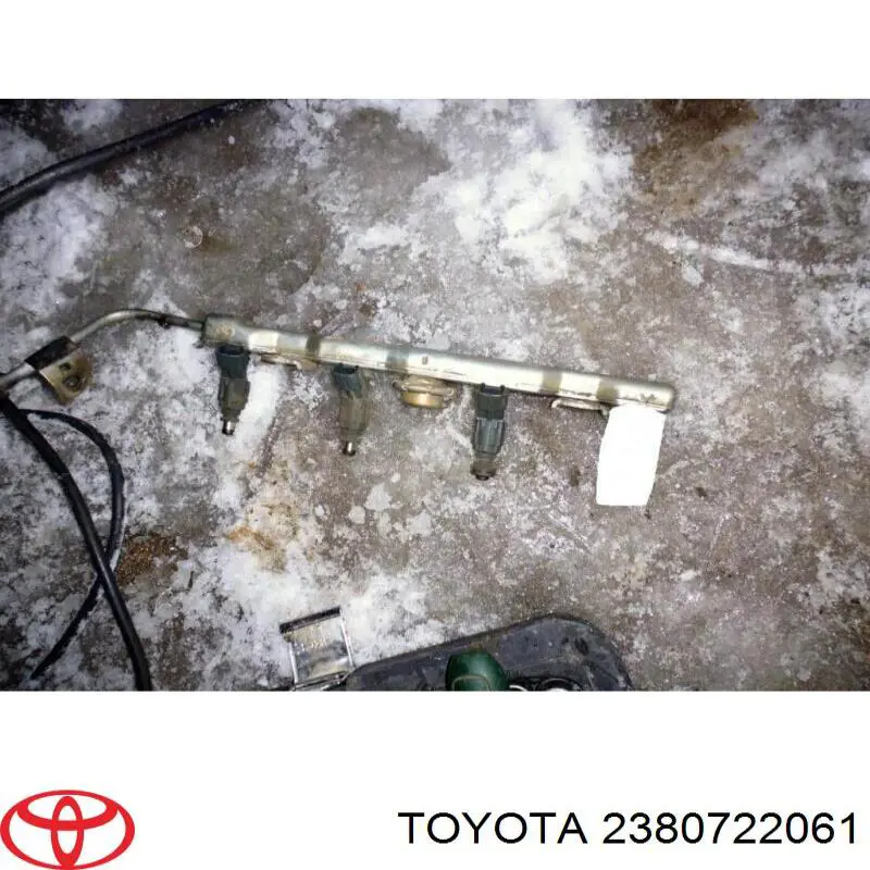 2380722061 Toyota Distribuidor de combustível (rampa)