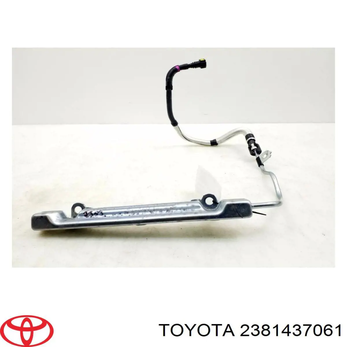 2381437061 Toyota Distribuidor de combustível (rampa)