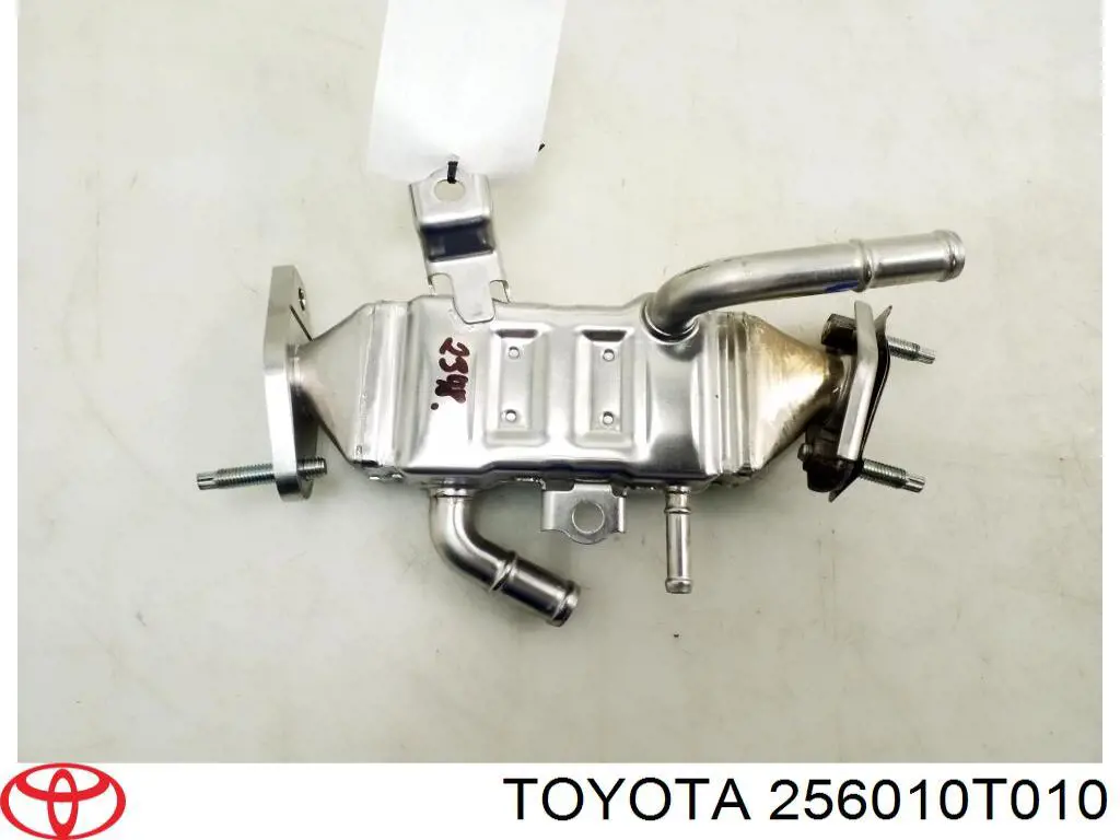 256010T010 Toyota Radiador do sistema EGR de recirculação dos gases de escape
