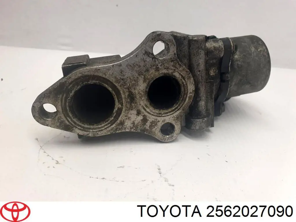 Compre 2562027090 Toyota Válvula EGR de recirculação dos gases