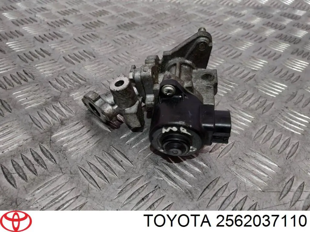2562037110 Toyota Válvula EGR de recirculação dos gases