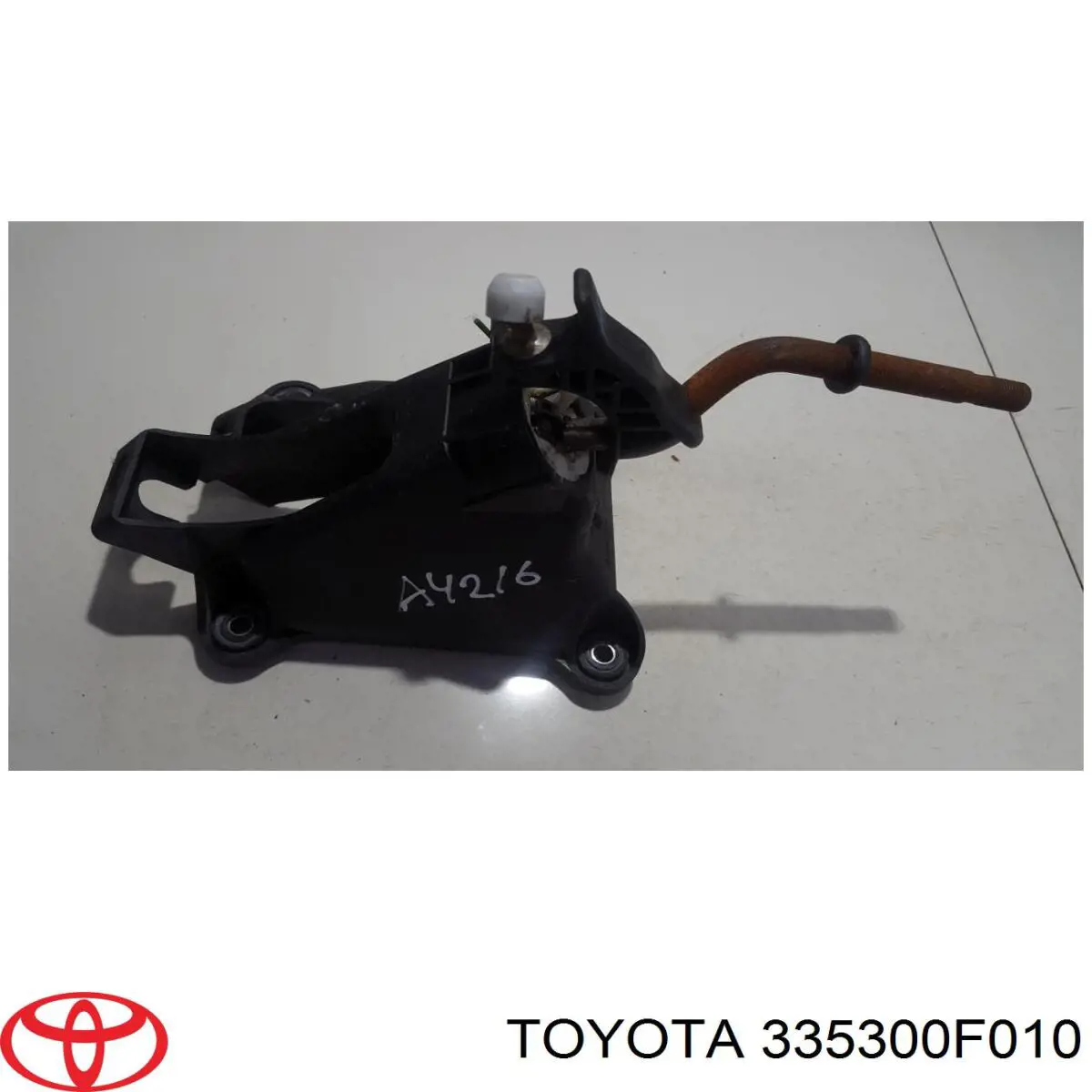 Compre 335300F010 Toyota Mecanismo de mudança (ligação)