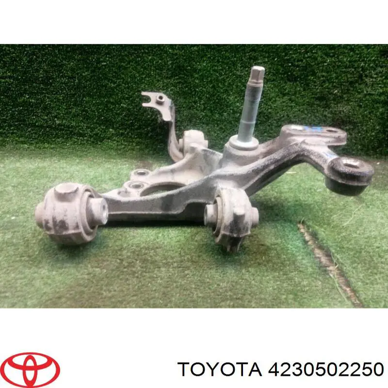 Pino moente (extremidade do eixo) traseiro esquerdo Toyota 4230502250 preço, a partir de 315,52 USD