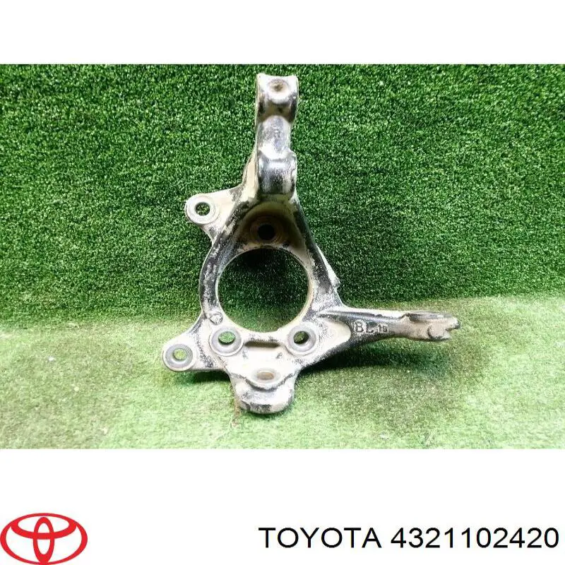 4321102420 Toyota Pino moente (extremidade do eixo) dianteiro direito