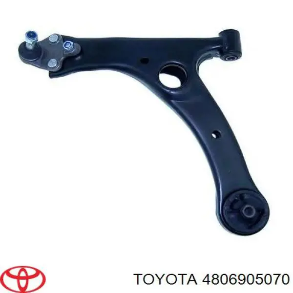 4806905070 Toyota Braço oscilante inferior esquerdo de suspensão dianteira