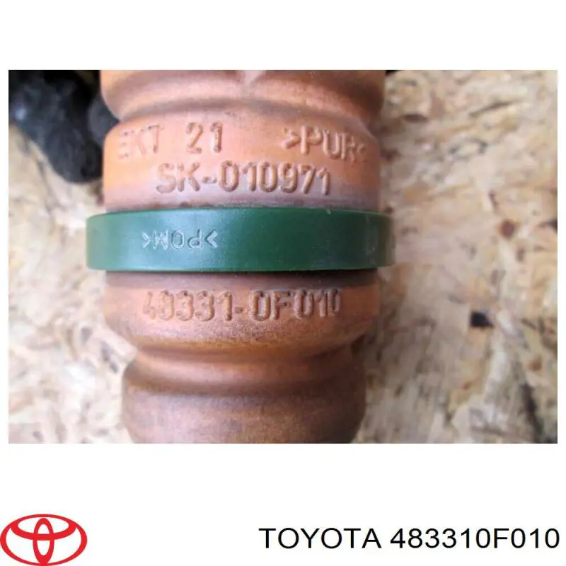 483310F010 Toyota Pára-choque (grade de proteção) de amortecedor dianteiro